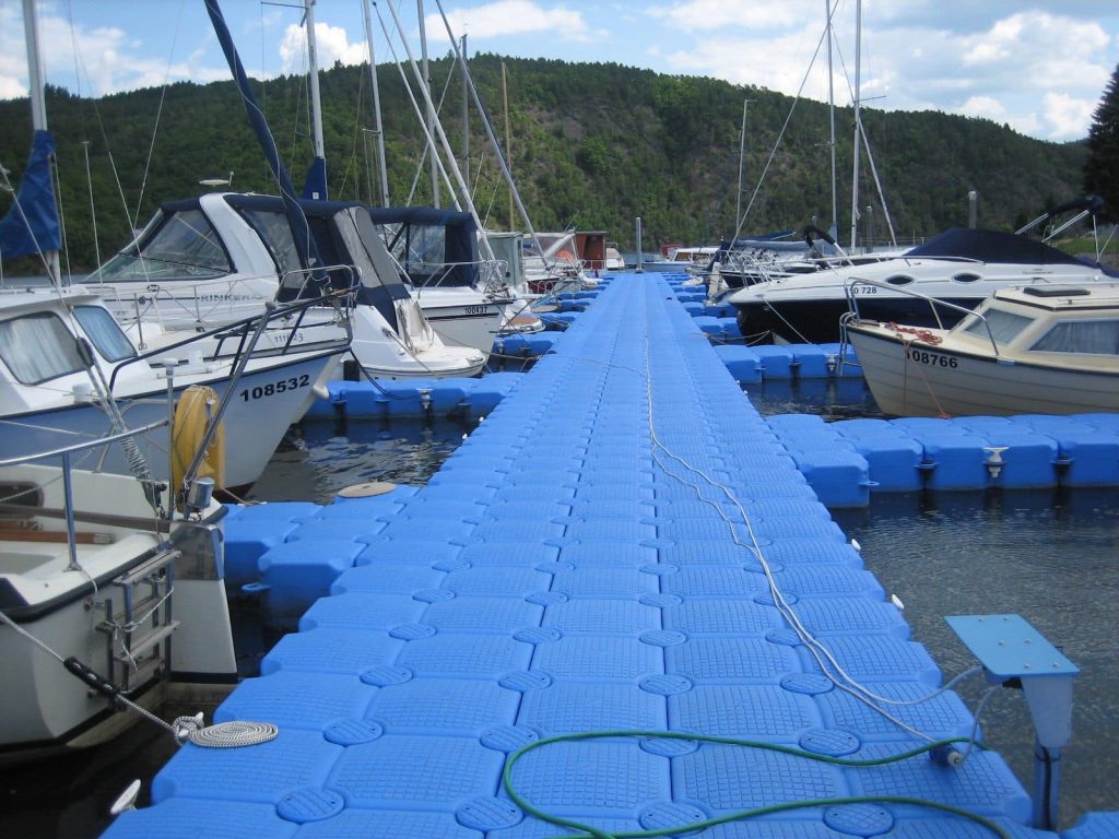 floating dock